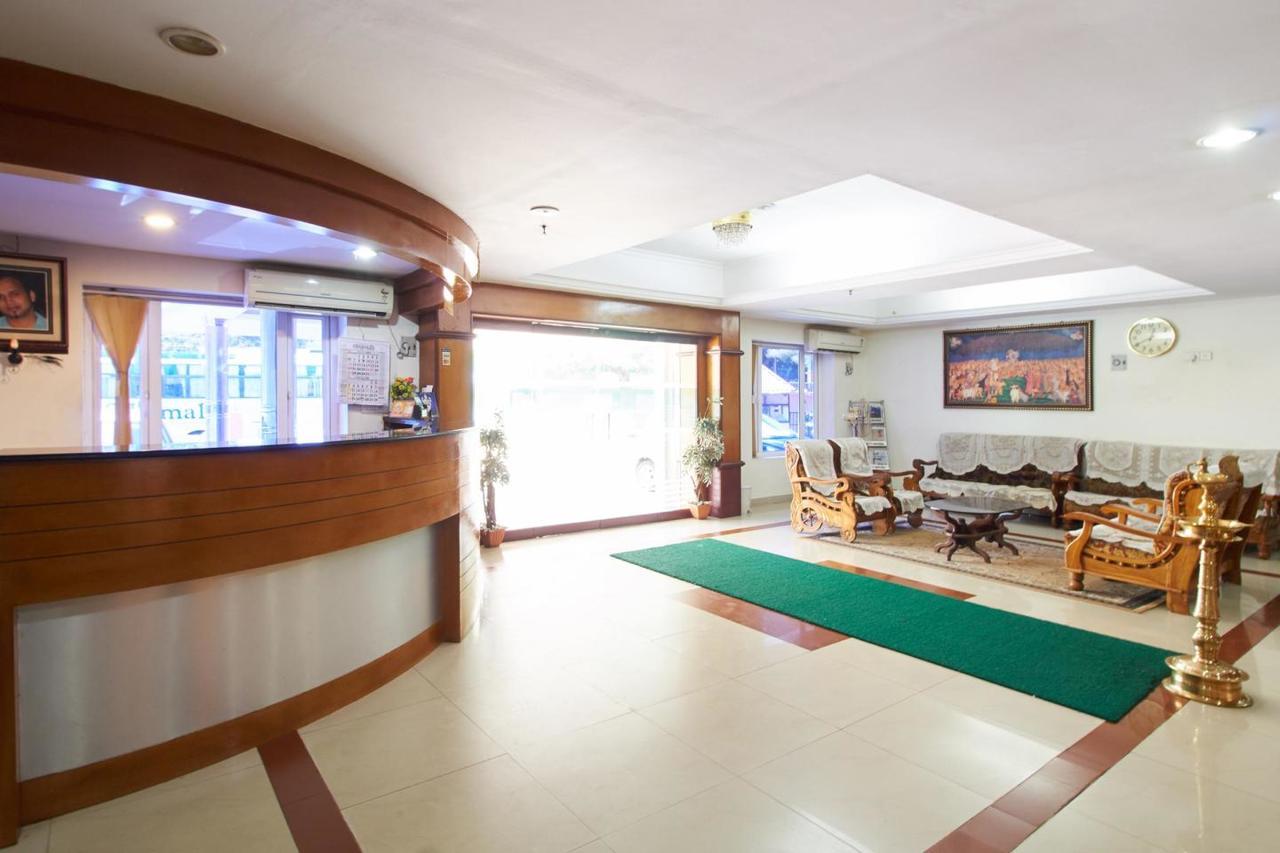 Sree Gokulam Sabari Hotel Chavakkad Exterior foto